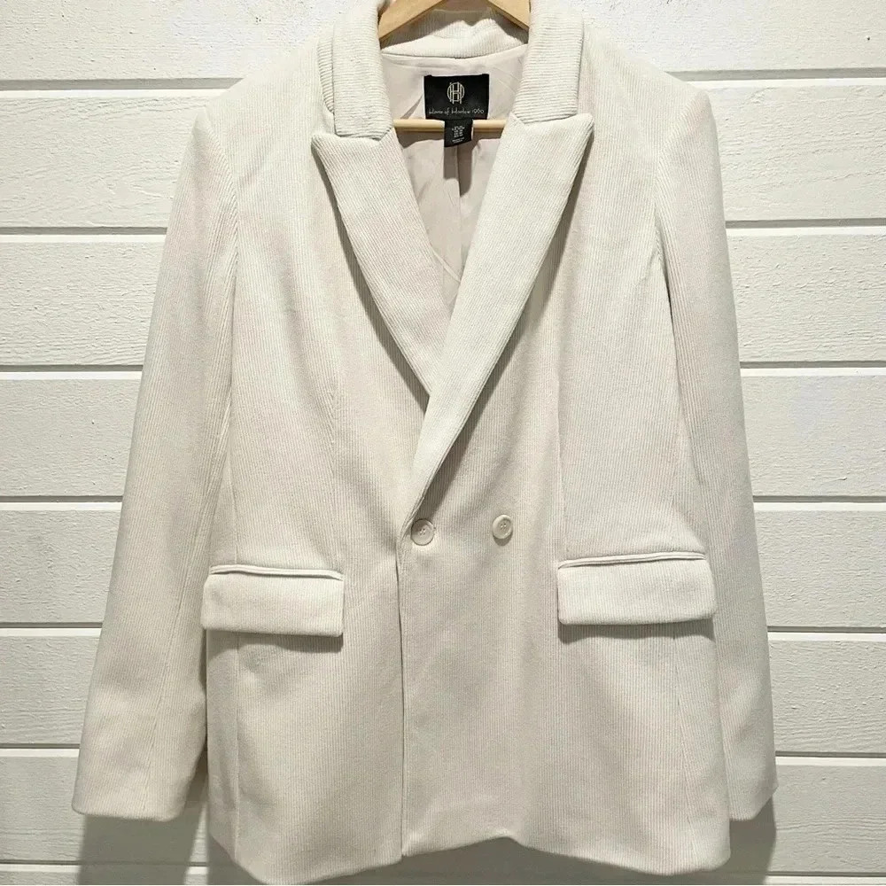 Like new House of Harlow 1960 Wide Rail Corduroy Oversized Blazer in Cream Sz M